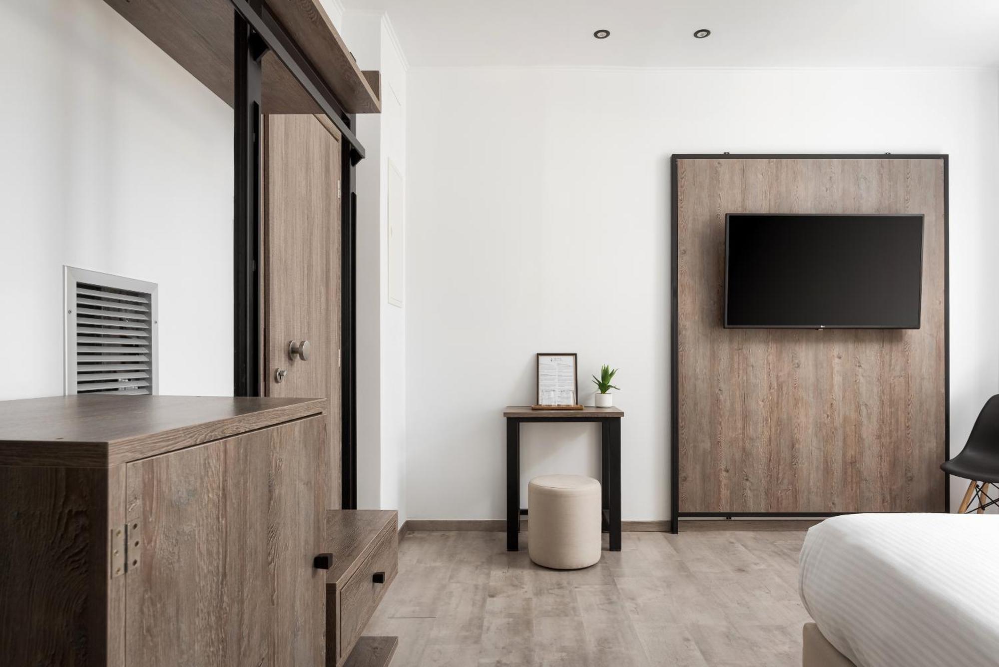 Sette Suites & Rooms - Adults Only Xylokastro Buitenkant foto